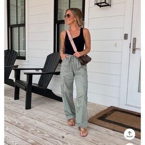 Abercrombie and Fitch Women’s Baggy Utility Pants